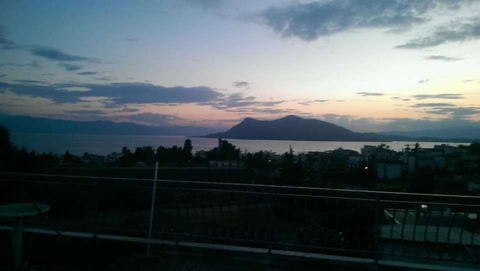 Λεμονιά Ενοικιαζόμενα Δωμάτια Loutra Edipsou  Exteriér fotografie
