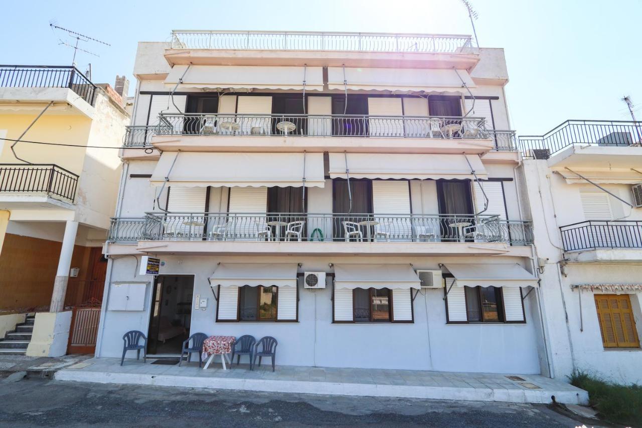 Λεμονιά Ενοικιαζόμενα Δωμάτια Loutra Edipsou  Exteriér fotografie